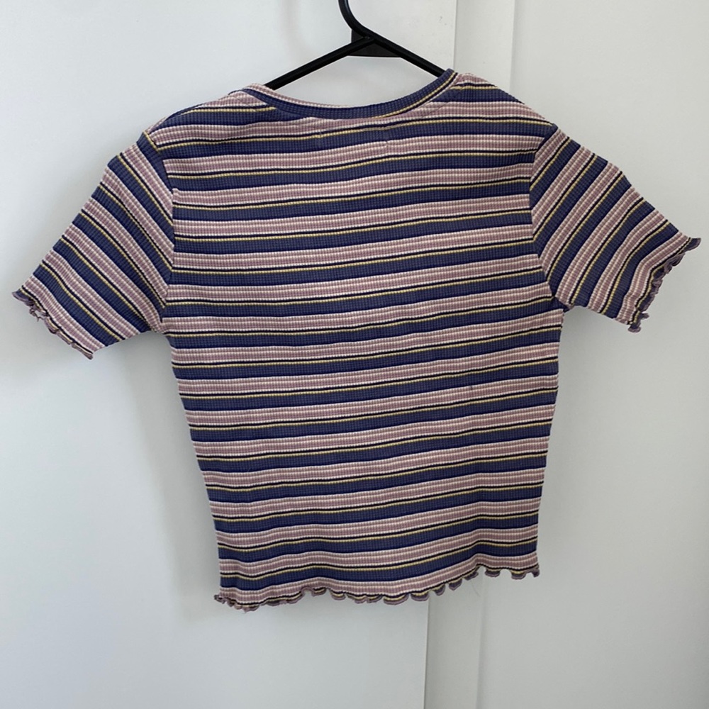 NWT Cropped pull and bear tshirt